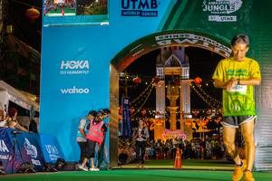 BIB: 254
                            <button type="button" onclick="openModal(21811709)" class="btn btn-primary btn-sm float-right btn-popup" data-toggle="modal" data-target=".modal-high-quality">
                        <i class="fas fa-shopping-cart"></i> Add to Cart
                    </button>
                                            <button type="button" onclick="isThisMe(21811709, true)" class="btn btn-success btn-sm float-right btn-popup btn-isme hidden" data-toggle="tooltip" data-placement="bottom" title="นี่คือรูปของคุณใช่ไหม คลิกที่นี่เพื่อเอาเข้าอัลบั้ม">
                        <i class="fas fa-plus"></i> Add to album
                    </button>
                    <button type="button" onclick="isThisMe(21811709, false)" class="btn btn-warning btn-sm float-right btn-popup btn-isnotme hidden">
                        <i class="fas fa-ban"></i> Remove from album
                    </button>